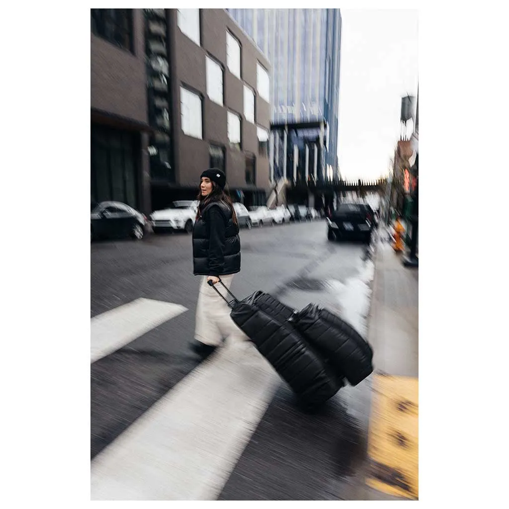 Hugger Roller Bag Carry-On 40